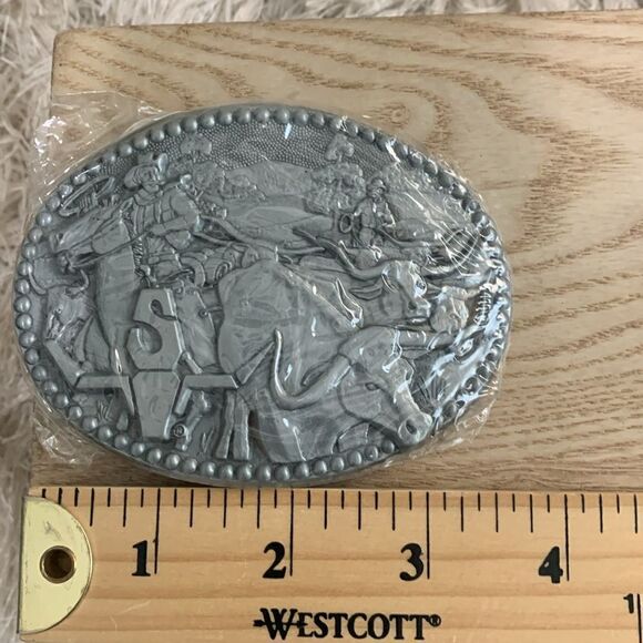 ZEE Series Longhorn Cattle Drive Metal Belt Buckle - Picture 5 of 13